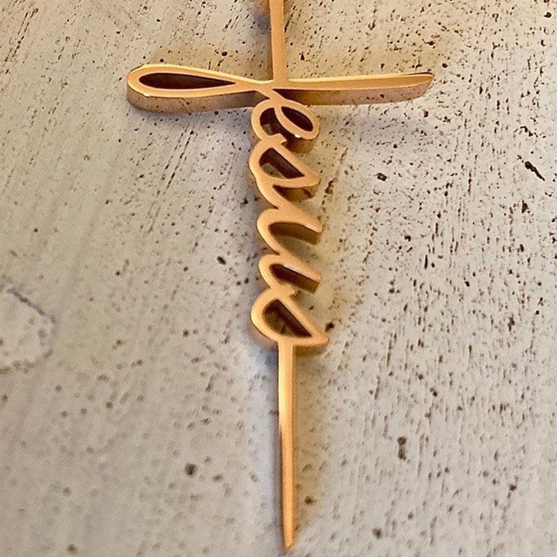 Pendentif Jésus en forme de croix COLLIER