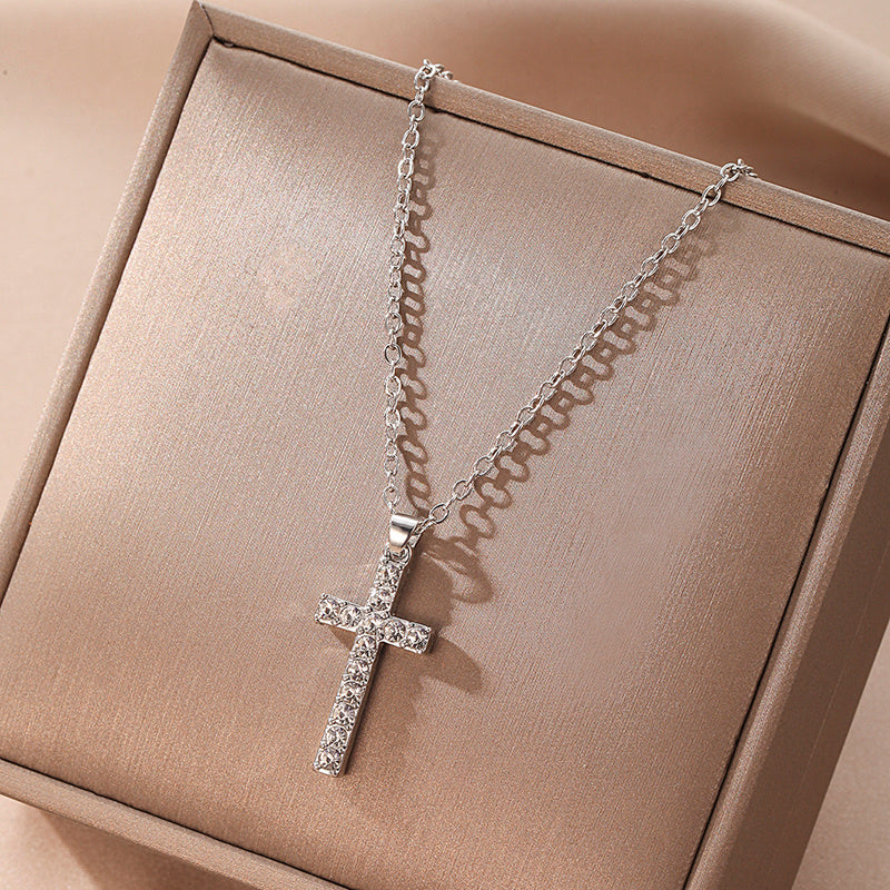 Croix avec strass COLLIER